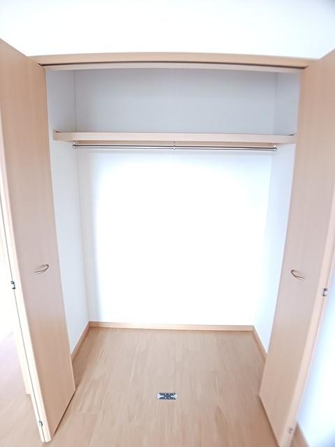 ソレイユＣ（202） 収納