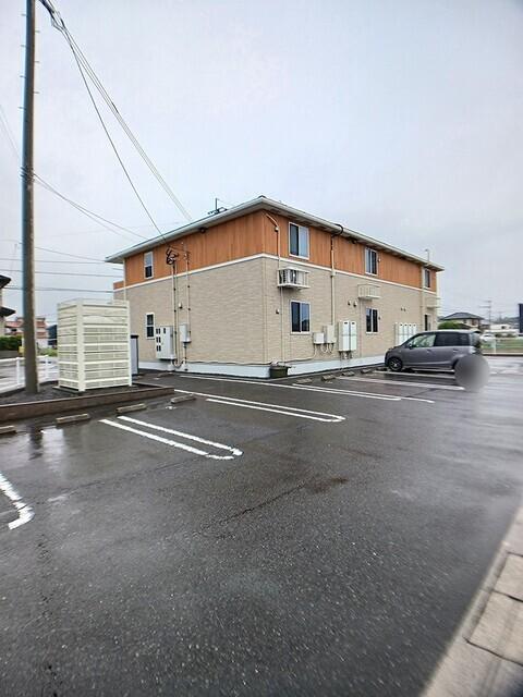 サニーフローラＡ（103） 駐車場