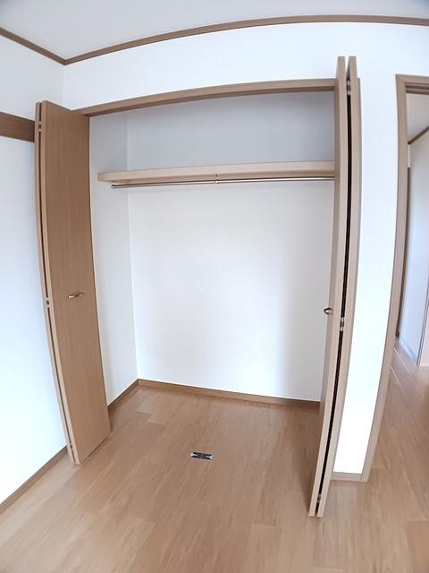 セピアコート（202） 収納