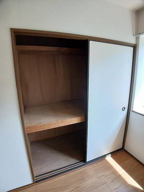 エルディム角ノ内（101） 収納