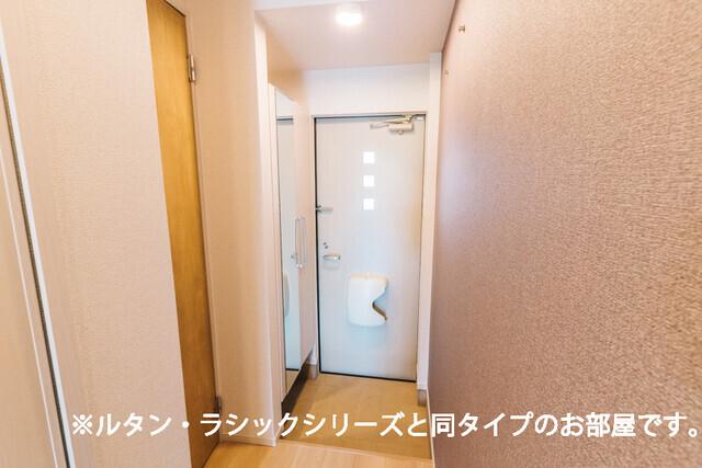 アトレ（106） 玄関