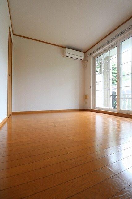 ＥＤＥＬＨＥＩＧＨＴＳ　３号館（102） リビング