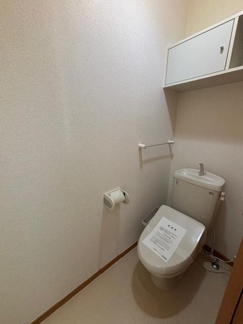 メゾン　ド　ラフレシ−ル　Ａ（101） トイレ