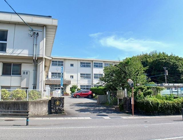 東稙田小学校：750m