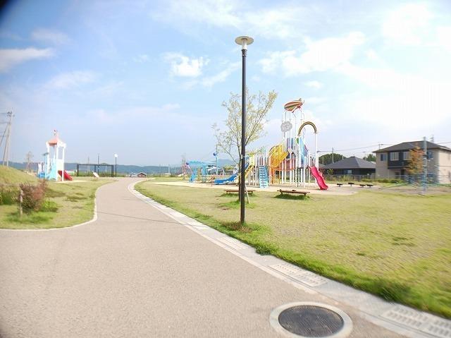 横尾あおぞら公園：600m