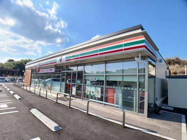 セブンイレブン横尾東町３丁目店：500m