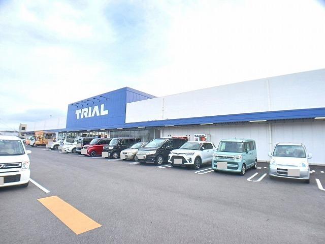 トライアル　皆春店：1200m