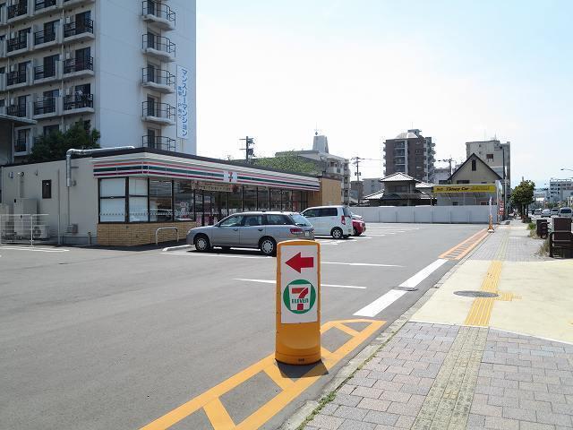 セブンイレブン：280m