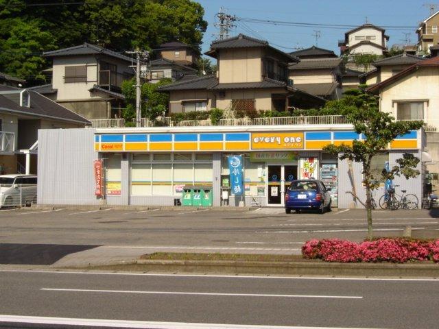 エブリワン明治北店：436m