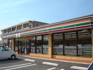 セブンイレブン大分日岡3丁目店：626m