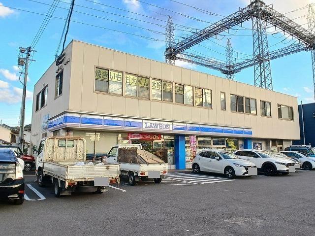 ローソン　下郡南５丁目店：300m
