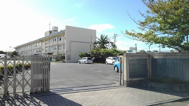 三佐小学校：1100m