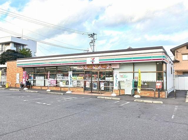 セブンイレブン　猪野店：270m