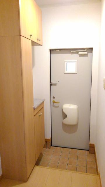 ニューサカエールⅠ（101） 玄関