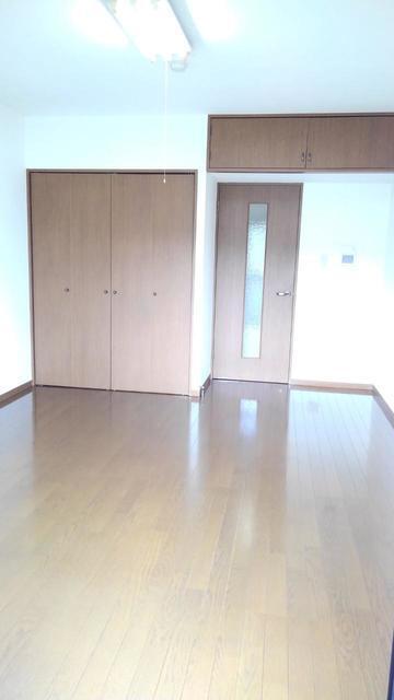 ＧＲＡＣＥ　ＯＮＥ（407） 室内