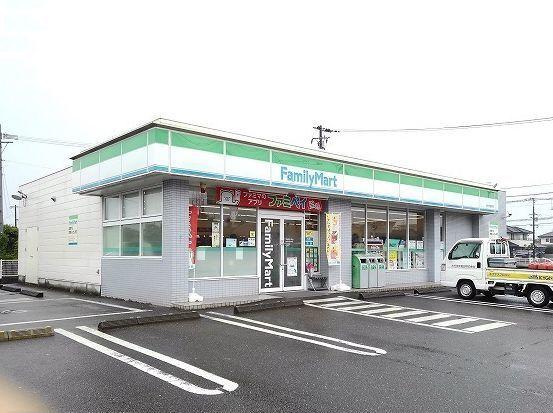 ファミリーマート小佐井店：300m