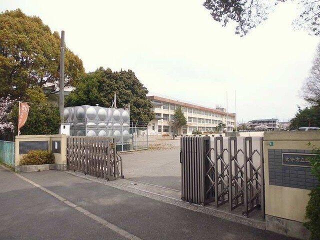 三佐小学校：500m