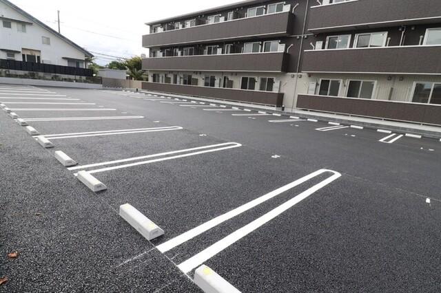 セジュールちさと（206） 駐車場