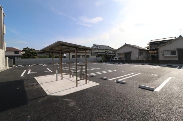 コンソラトゥール別保（201） 駐車場