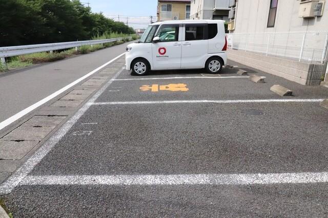 セジュールⅡ野崎　B棟（202） 駐車場