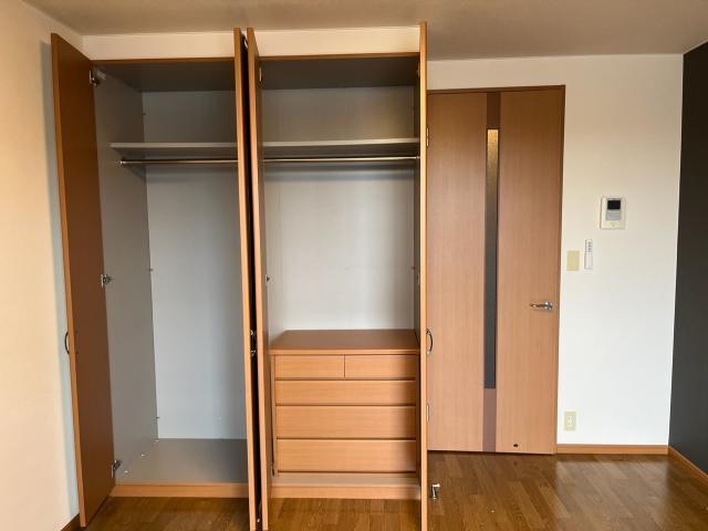 クリスタルビューⅠ 収納