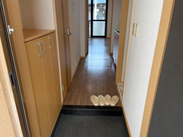サンパレス友が丘 玄関