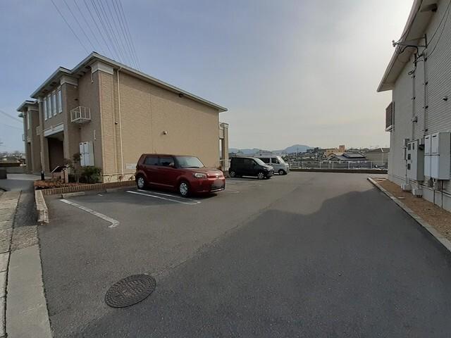 カーサ・フェリーチェ　Ⅰ（102） 駐車場