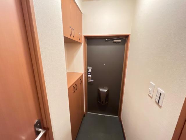 プラムハウスⅡ 玄関