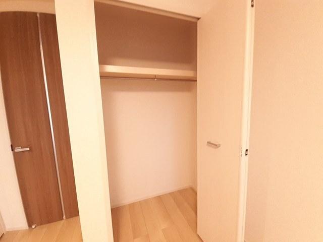 カルセドニー（302） 収納