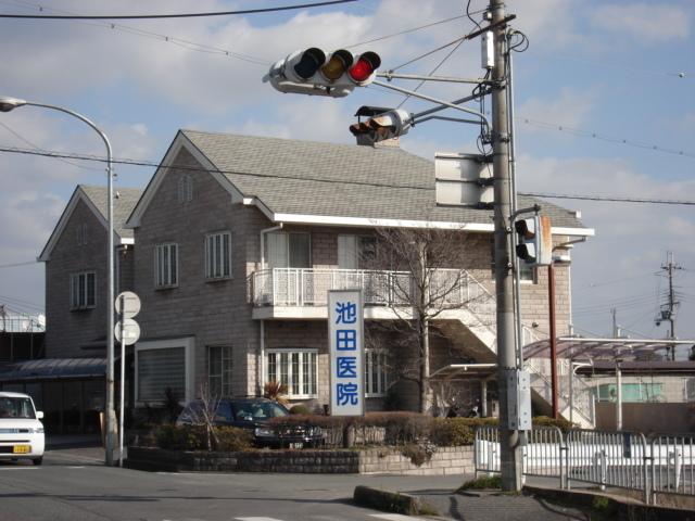 病院：300m