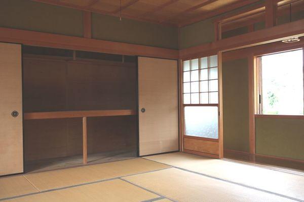 detached 大字忍阪