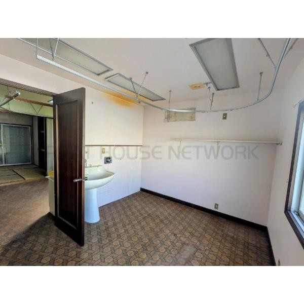 奈良県北葛城郡上牧町桜ケ丘３丁目