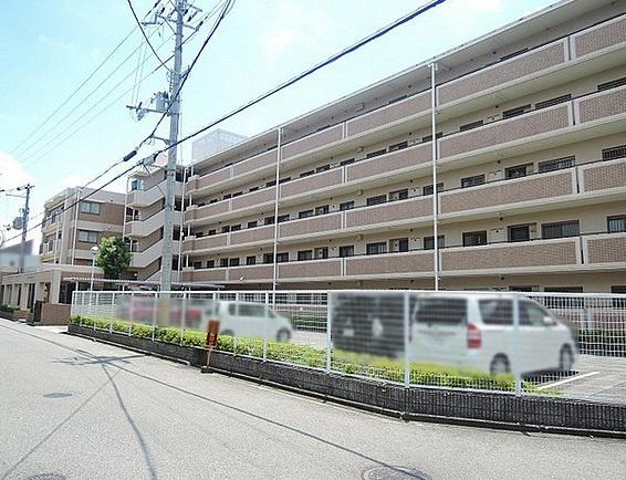 ラウンドコート王寺壱番館 外観