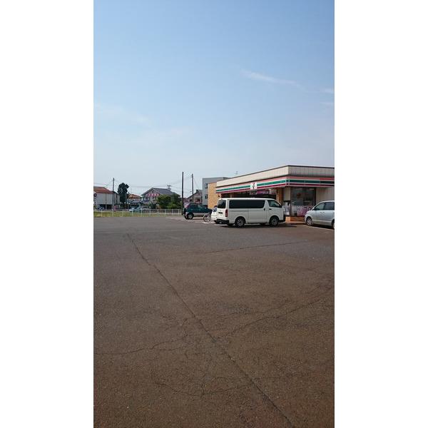 セブンイレブン三条林町1丁目店：564m