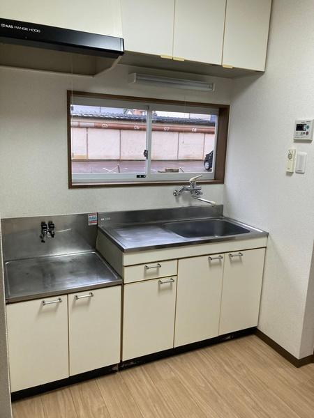モンパレス三条第四３号館（101） 部屋画像