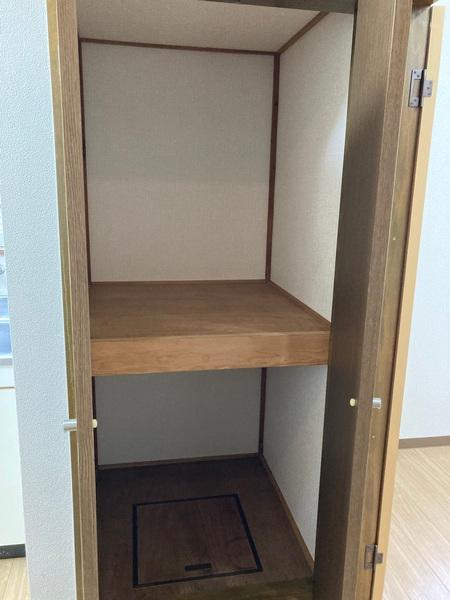 モンパレス三条第四３号館（101） 部屋画像