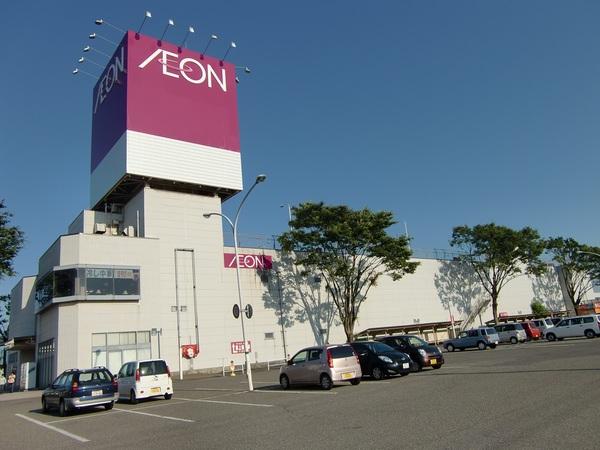 イオン三条店：657m