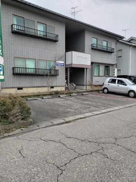 あーべんと（A） 駐車場