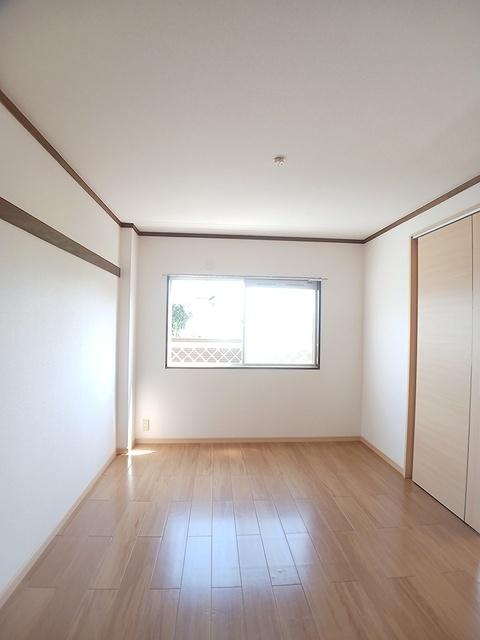 エルディム田巻Ａ（104） 室内