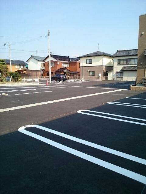 サニー・ビレッジ　Ⅰ（204） 駐車場