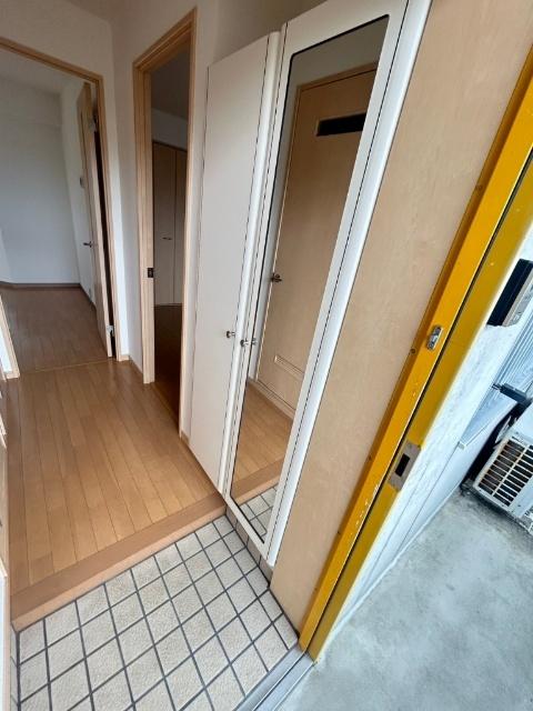 ERMスクウェアガーデン東館 玄関