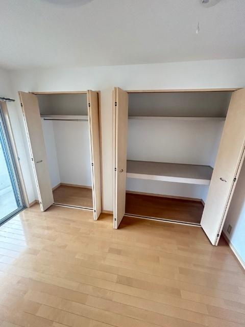 ERMスクウェアガーデン東館 収納