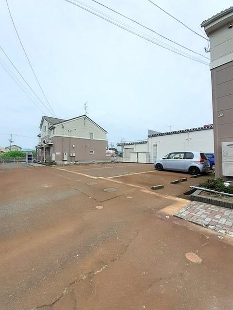 アン　ソレイエ　Ａ（201） 駐車場