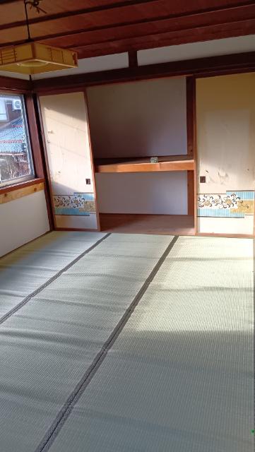 三条市三竹一戸建 収納