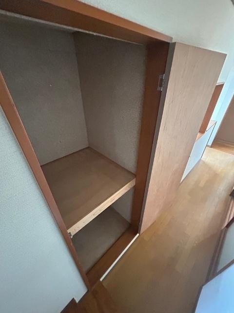 三条市旭町一戸建 収納