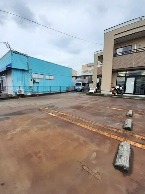 クリサンセマムⅤ（202） 駐車場