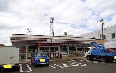 セブンイレブン加茂大郷町店：50m