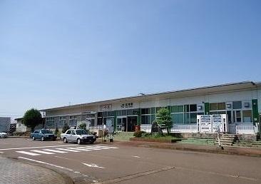 信越線・加茂駅：1100m