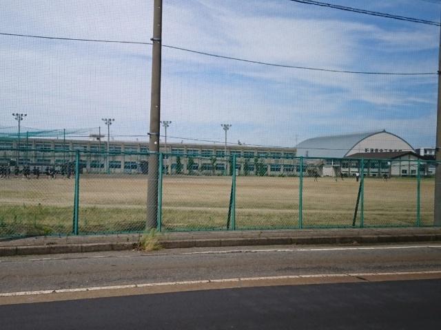 新潟県立新潟県央工業高校：1698m