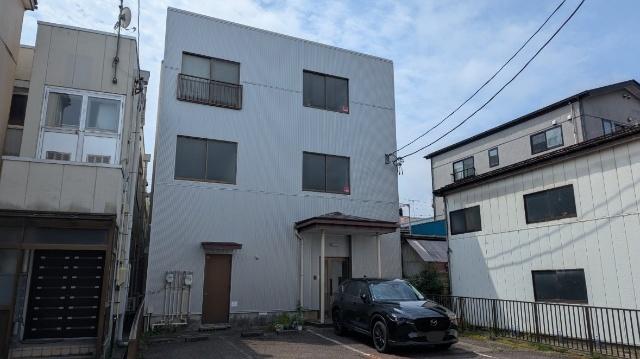 丸善ビル（1階） 駐車場
